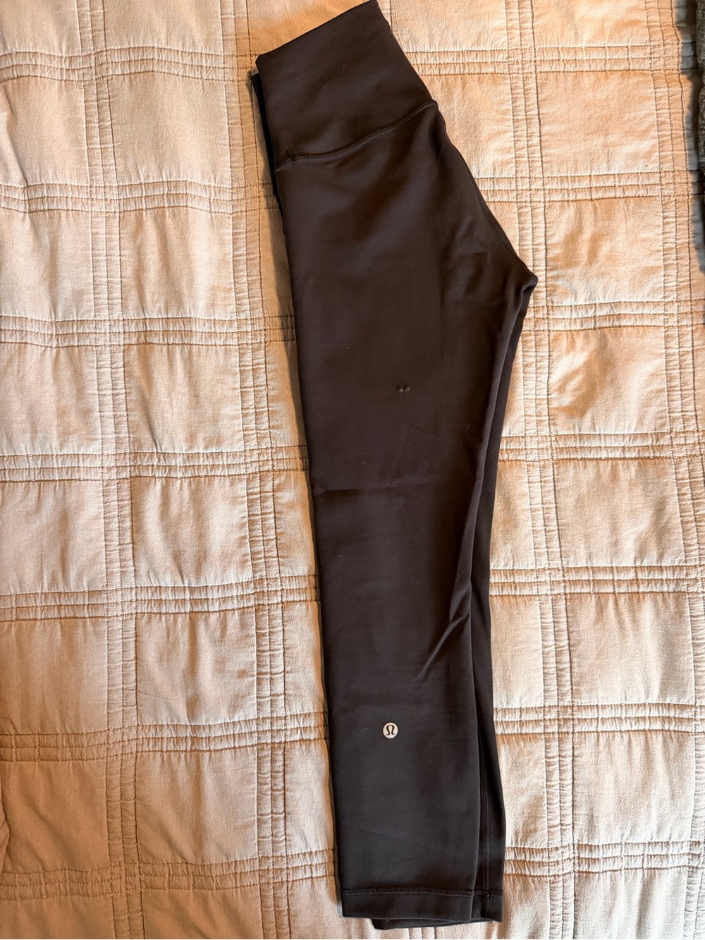 Lululemon Wunder Train High Rise Crop 23”